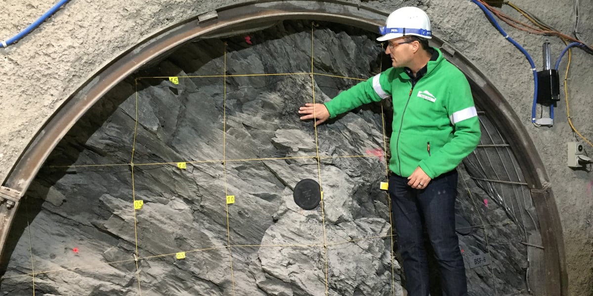 Un projet de recherche a été lancé au laboratoire du Mont-Terri (Jura, Suisse) afin d'étudier les possibilités de stockage du CO2 dans le sous-sol.