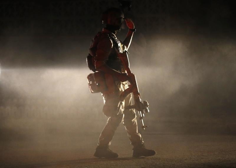 Les taliban afghans rencontrent les americains au qatar