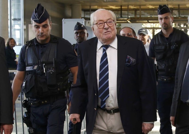 Condamnation de le pen validee pour apologie de crimes de guerre