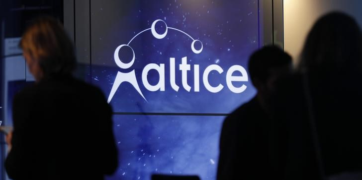 Altice usa a degage un benefice au quatrieme trimestre grace a une plus-value fiscale