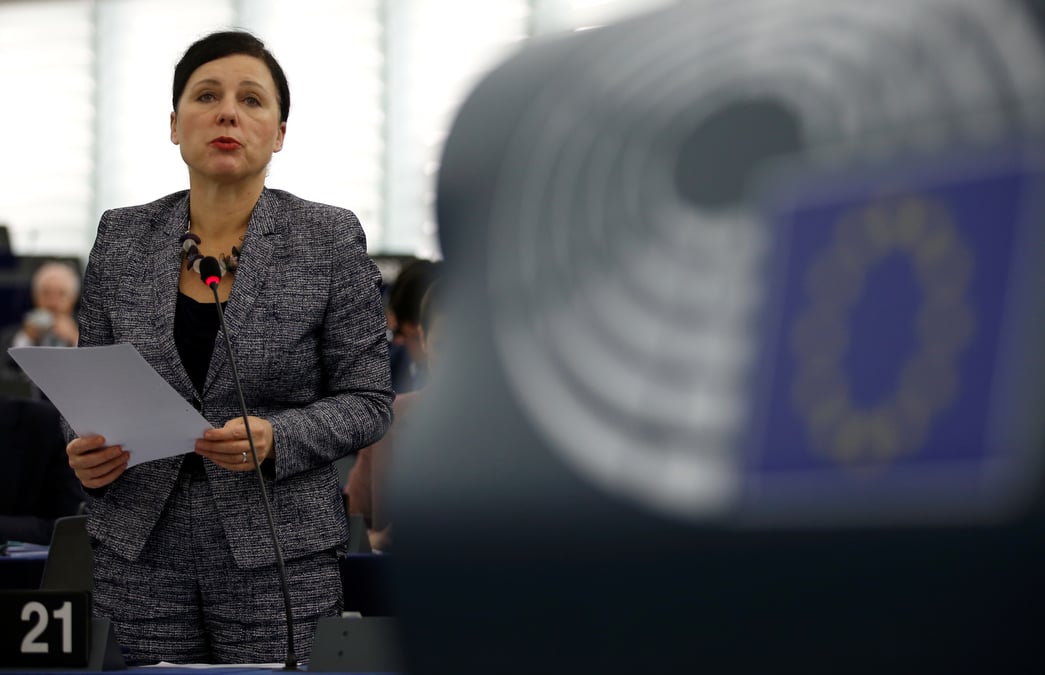 Blanchiment: l'ue appelle malte et luxembourg a respecter les regles