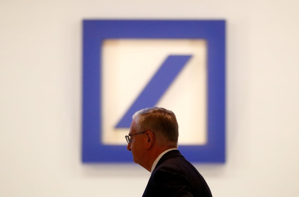 Les actionnaires de deutsche bank invites a desavouer la direction
