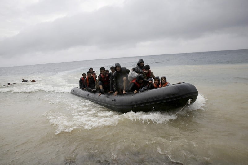 Afflux record de migrants en grece en cinq jours