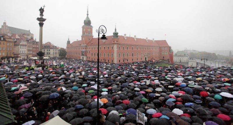 Pas d’interdiction de l’avortement quasi-totale en pologne
