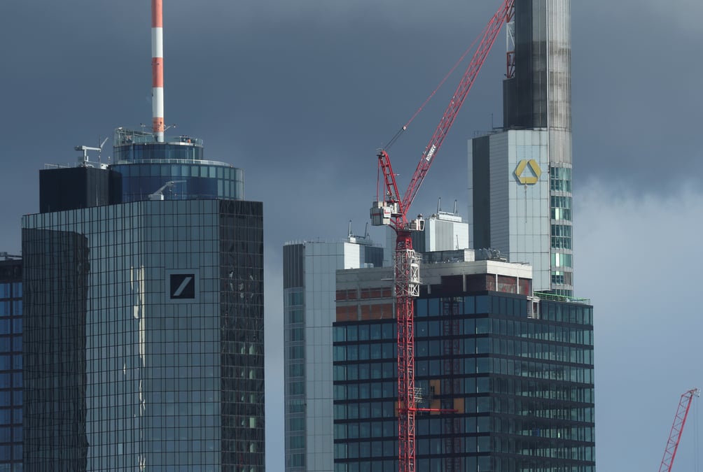 Deutsche bank/commerzbank: des effets positifs pour la france, dit le maire