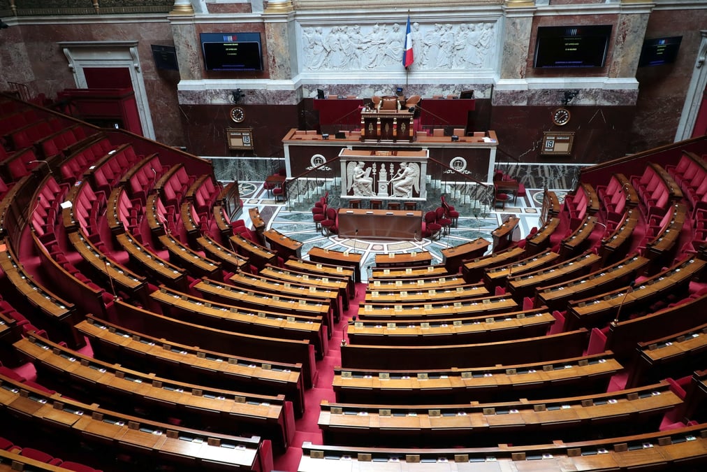 Pas de dissolution en vue, un nouveau gouvernement "dans les jours qui viennent", dit olivia gregoire