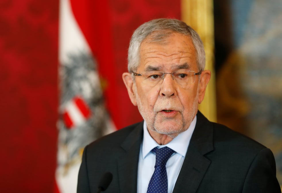 Le president autrichien pour des elections anticipees debut septembre