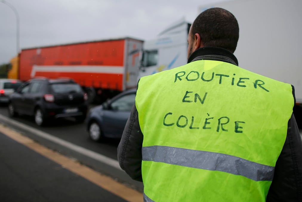 Routiers et cheminots en greve