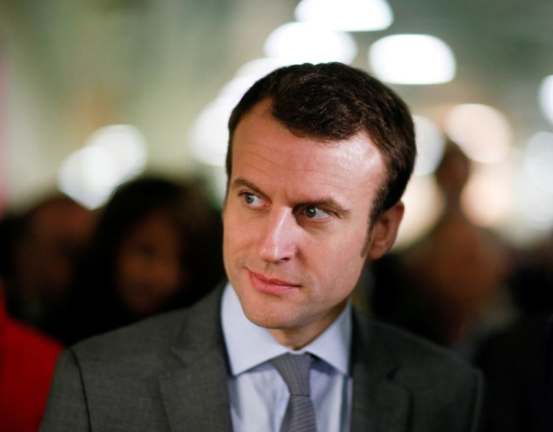 Emmanuel macron tente de seduire les artisans