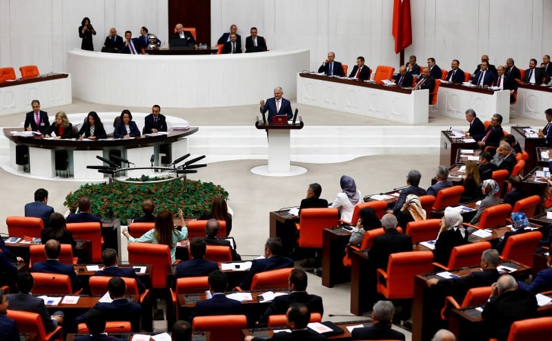 Deux capitales de provinces kurdes vont changer
