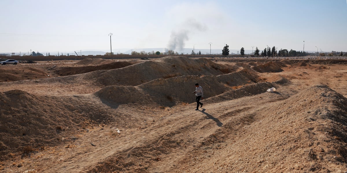Les cimetières à ciel ouvert découverts sont nombreux à la suite de la chute de Bachar El-Assad.