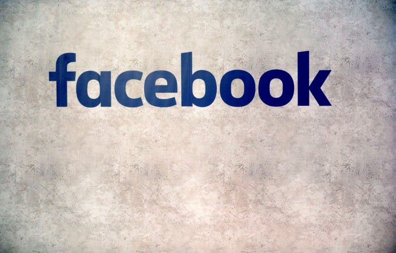 Facebook lance son flux d'actualites locales au-dela des usa