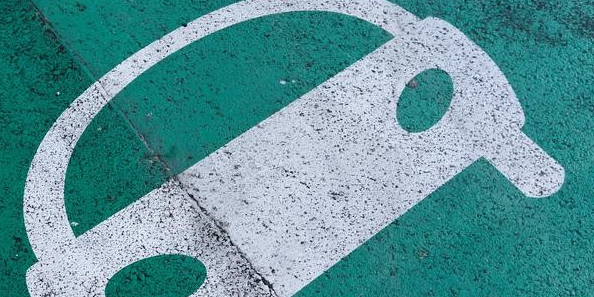 Automobile: alliance dans un reseau de recharge europeen