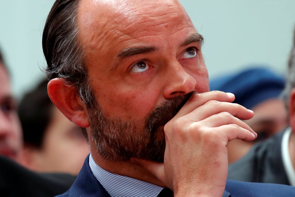 Il va falloir baisser plus vite les impots, dit philippe