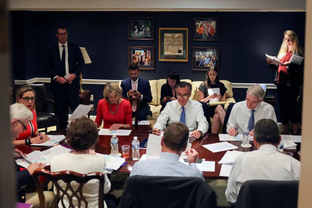 Usa: biden change d'approche dans les negociations sur les infrastructures