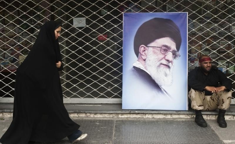 Khamenei parle avant la reprise des pourparlers sur le nucléaire