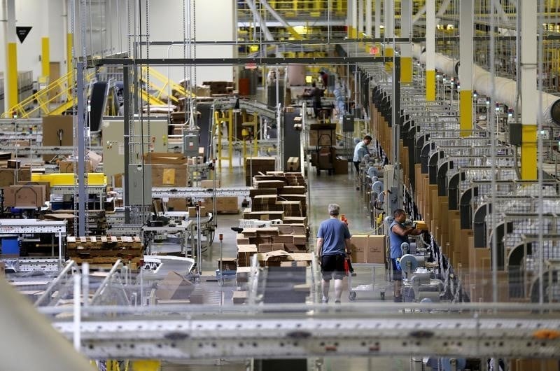 Les ventes en ligne devraient progresser a noel