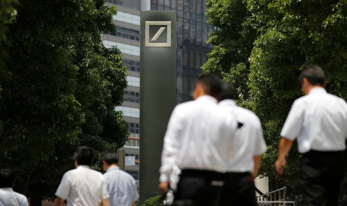 Deutsche bank, a suivre a la bourse de francfort