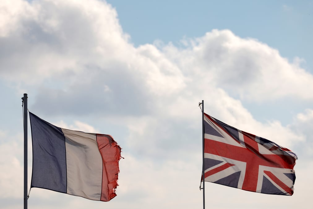 France: les divergences avec la grande-bretagne s'aggravent, dit le drian