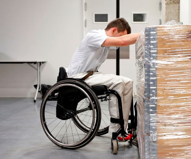 Le gouvernement renonce a une reforme sur l'epargne des handicapes