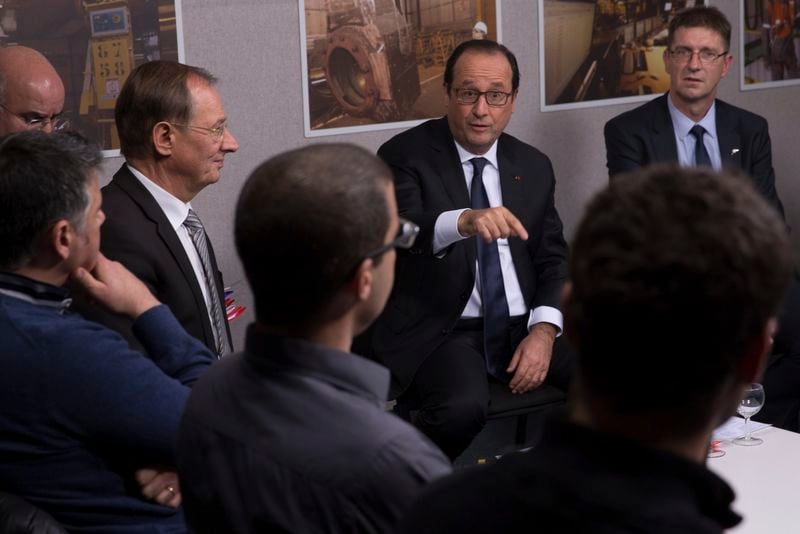 Florange, une bataille pour l'industrie française, dit Hollande