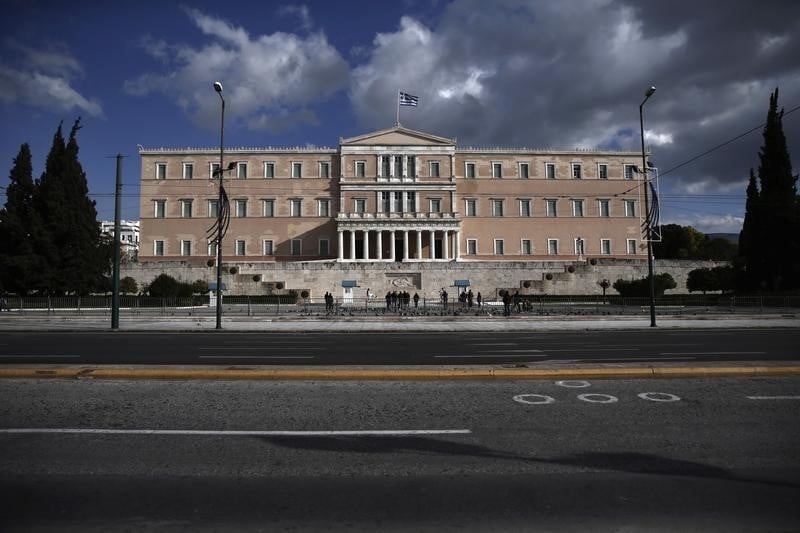 S&p abaisse la note de la grece et sa perspective