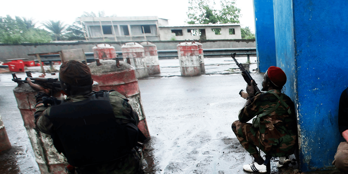 Côte d'ivoire armée combats militaires tirs coups de feu reporters de guerre abidjan bouaké