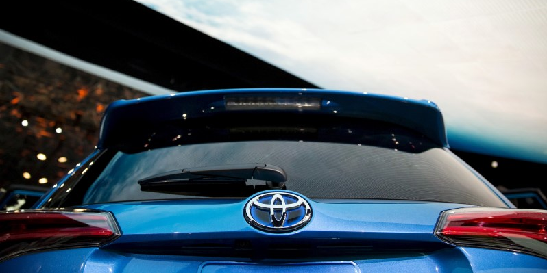 Toyota, numéro un des constructeurs auto dans le monde, a écoulé 2,33 millions de véhicules en 2024 aux États-Unis, soit 23 % de ses ventes mondiales.