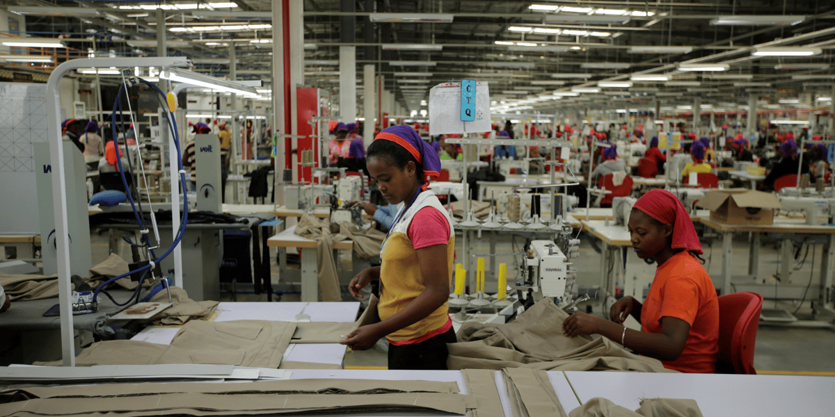 usine textile en Ethiopie fabrication industrie travailleuses travail emploi main d'oeuvre