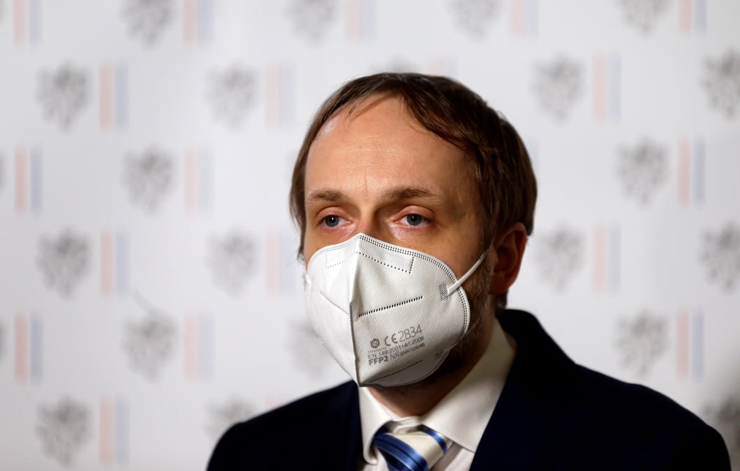 Prague menace d'expulser davantage de diplomates russes