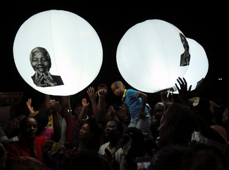 Des documents confidentiels americains sur mandela rendus publics