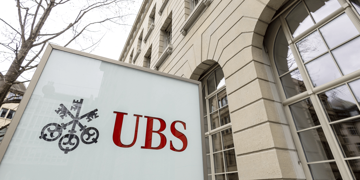 Le logo de la banque suisse ubs est visible a zurich