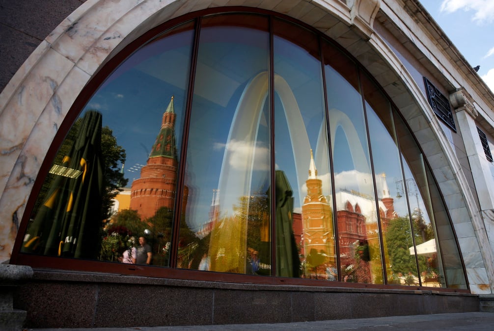 Mcdonald's ferme temporairement tous ses restaurants en russie
