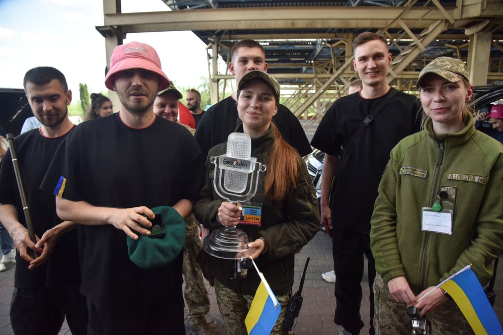 Ukraine: le groupe vainqueur de l'eurovision prevoit une tournee europeenne pour recolter des fonds