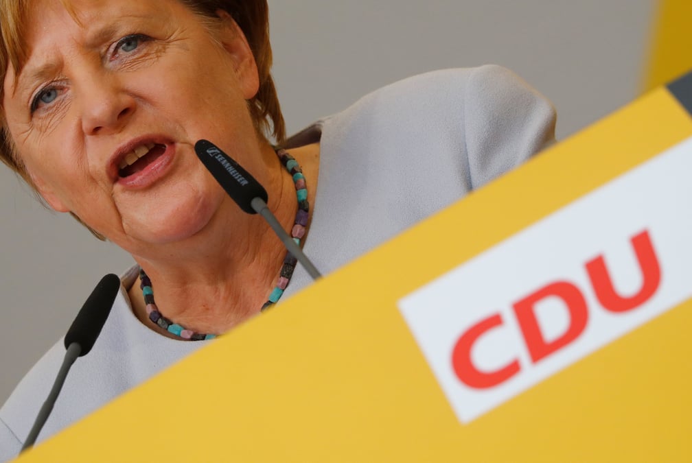 La cdu-csu conserve une large avance avant les elections