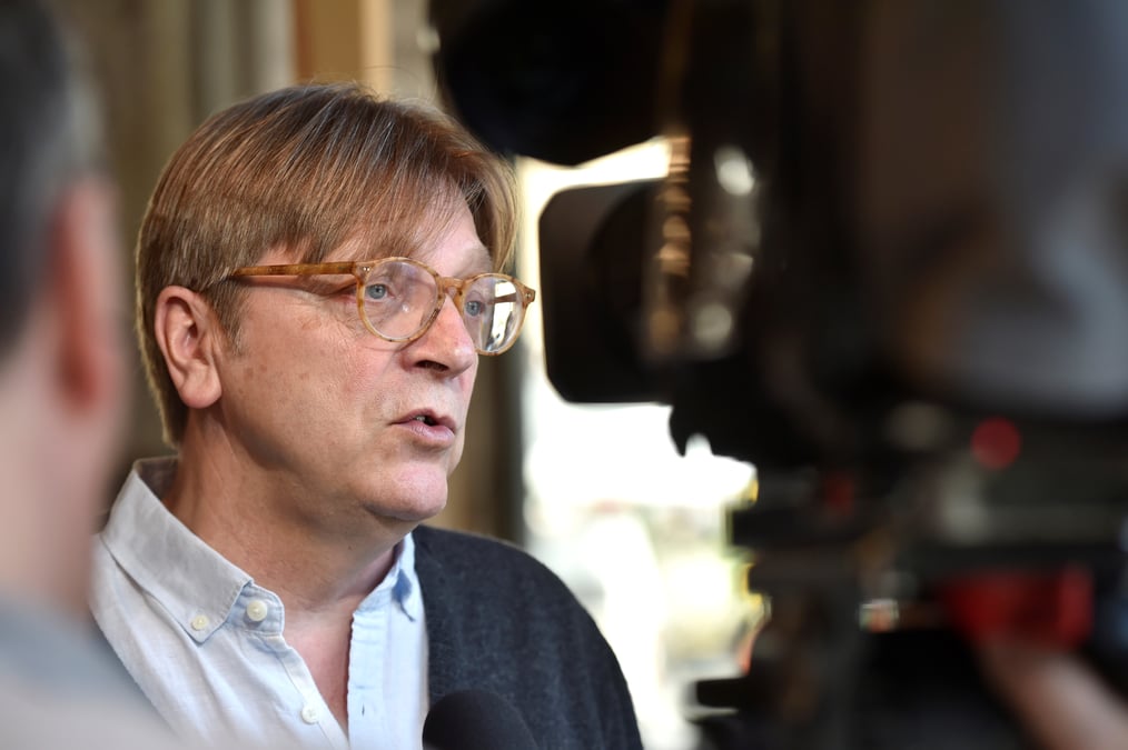 Verhofstadt veut se rapprocher de macron aux europeennes