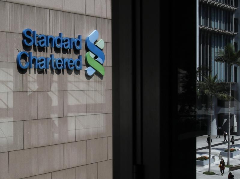 2013, coup d'arrêt à une décennie flamboyante pour StanChart
