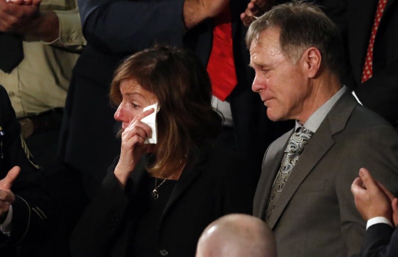 Usa: les parents d'otto warmbier portent plainte contre pyongyang