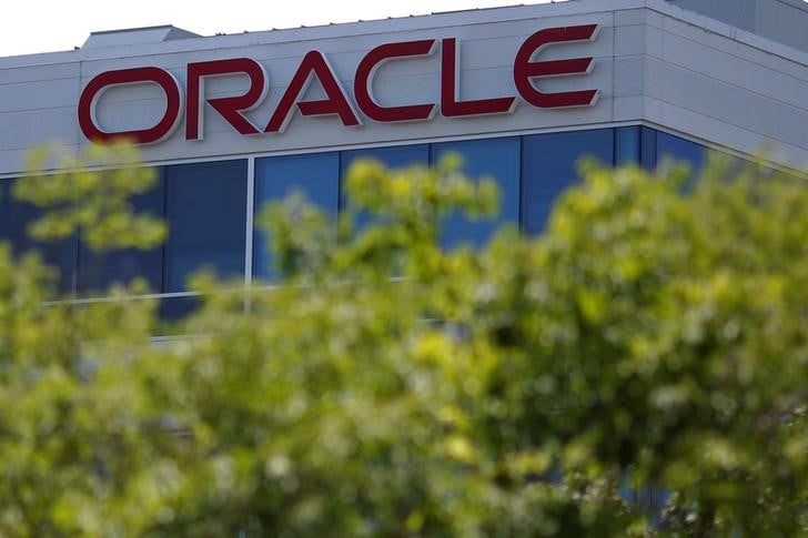 Oracle: resultats du 4e trimestre superieurs aux attentes, le titre monte