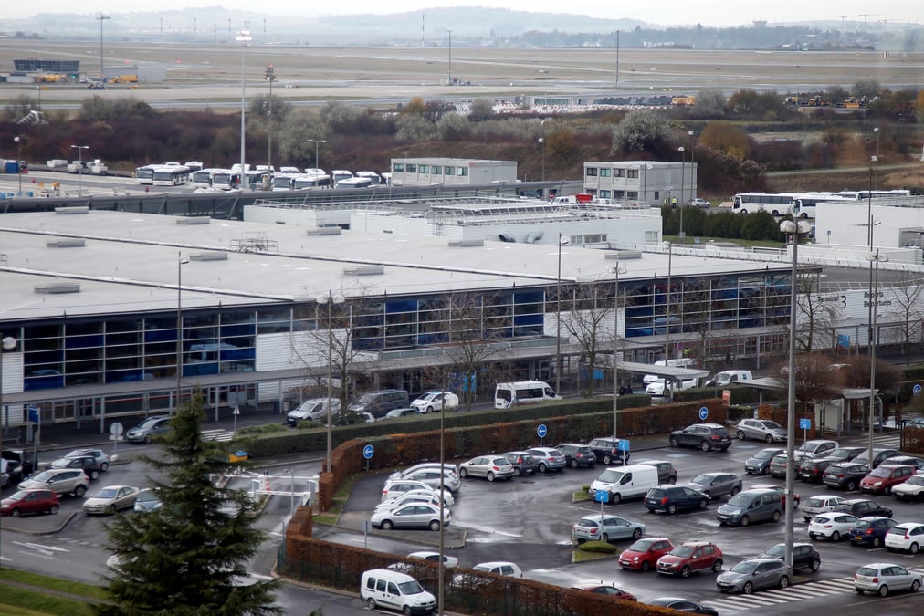 Vue generale du terminal 3 de l'aeroport charles de gaulle a roissy