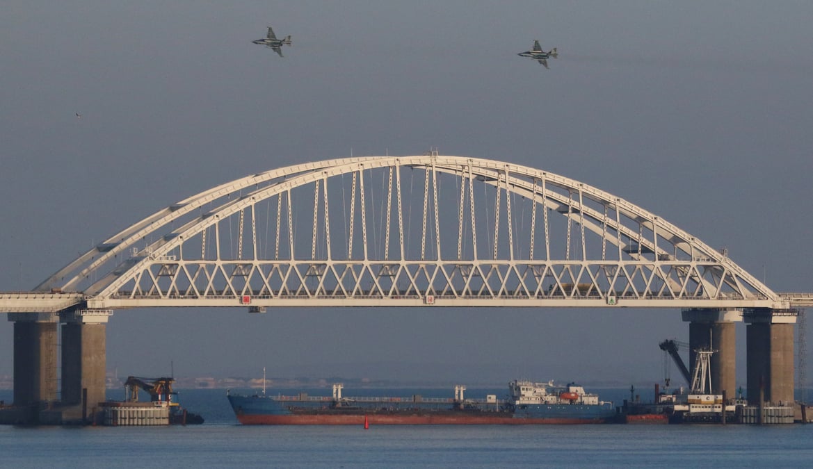 Huit russes sanctionnes par l'ue dans le dossier de la mer d'azov