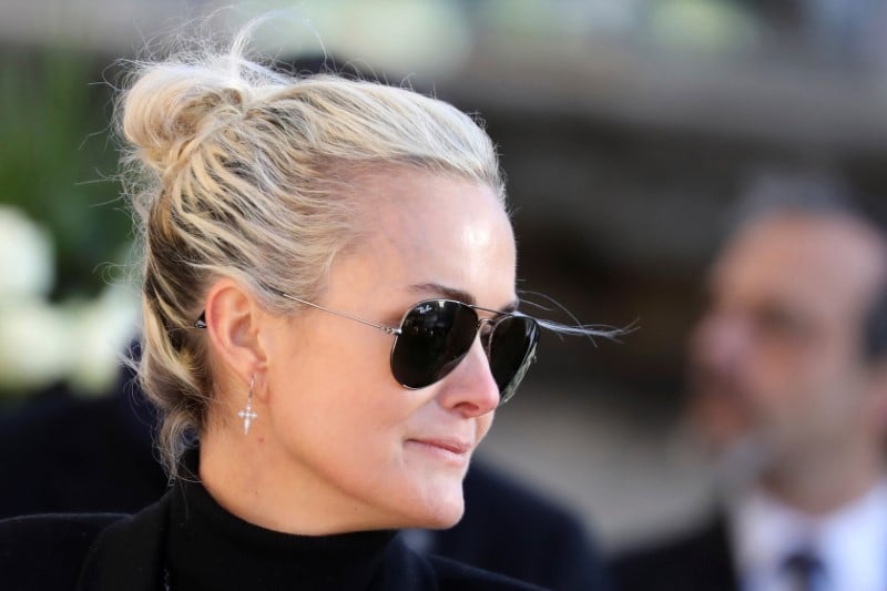 Laeticia hallyday refuse une mediation pour la succession de johnny