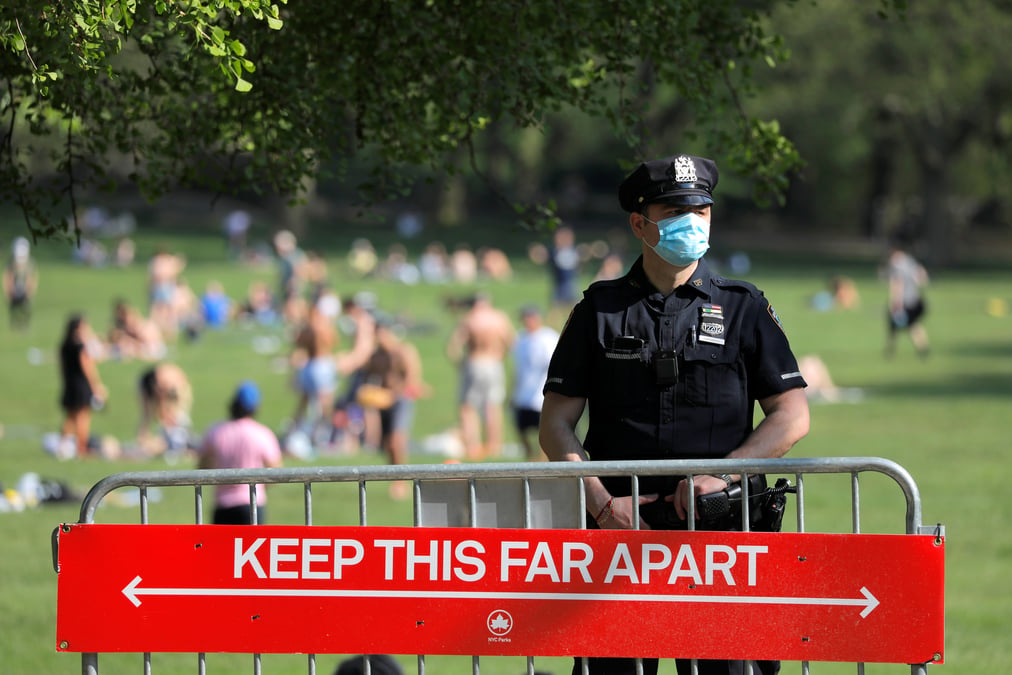 Le coronavirus a fait pres de 86.000 morts aux usa