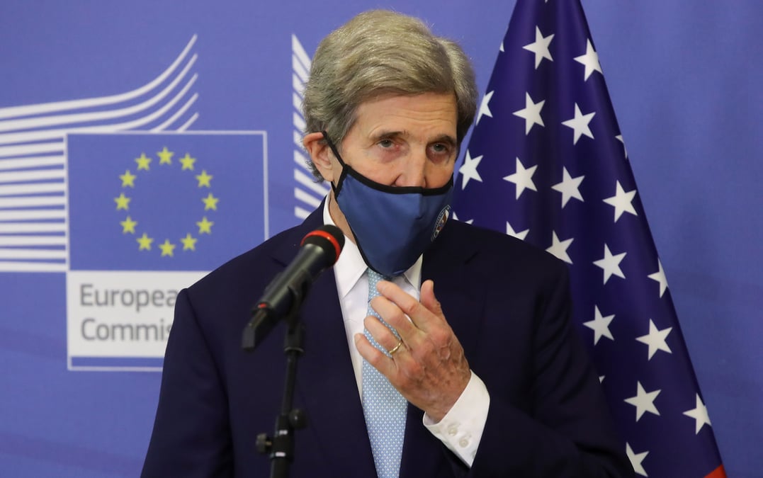 John kerry prone une "decennie d'action" face au changement climatique