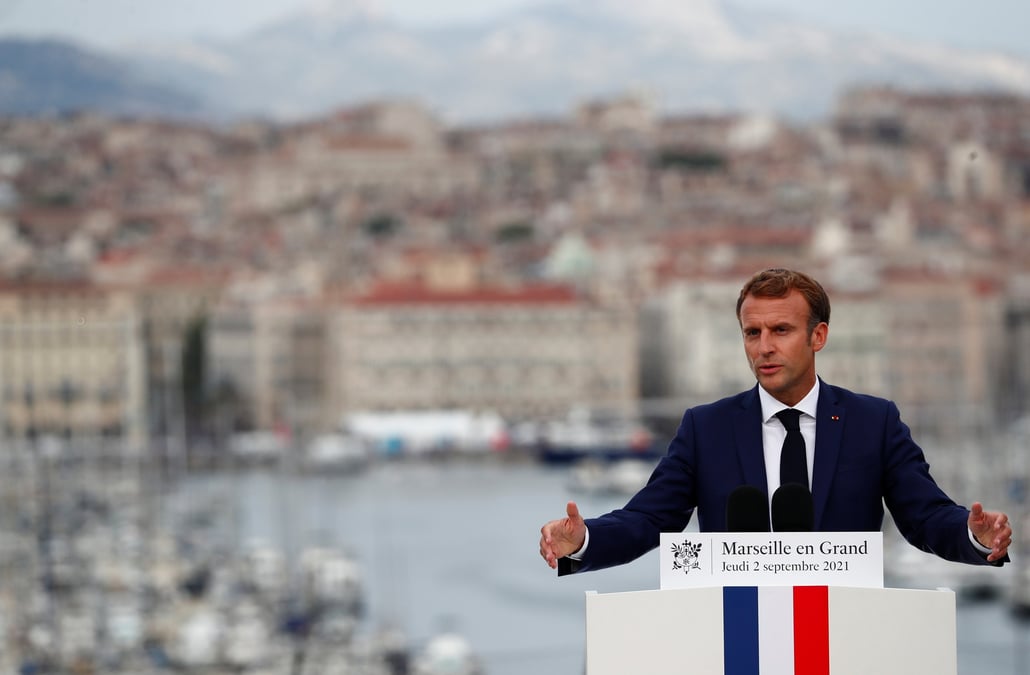 Macron annonce un plan d'ampleur pour marseille, "ville monde"