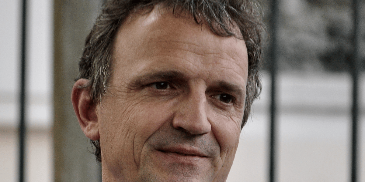 Lors de l'examen du texte à l'Assemblée nationale, le député (Liberté et Territoires) François-Michel Lambert portera "un ''catalogue'' d'amendements pour renforcer le texte et permettre à [ses] collègues de s'en saisir".