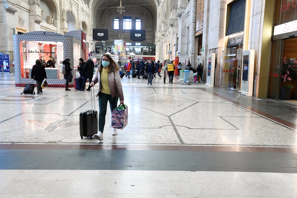 Deux nouveaux deces en italie, sept au total, selon ansa