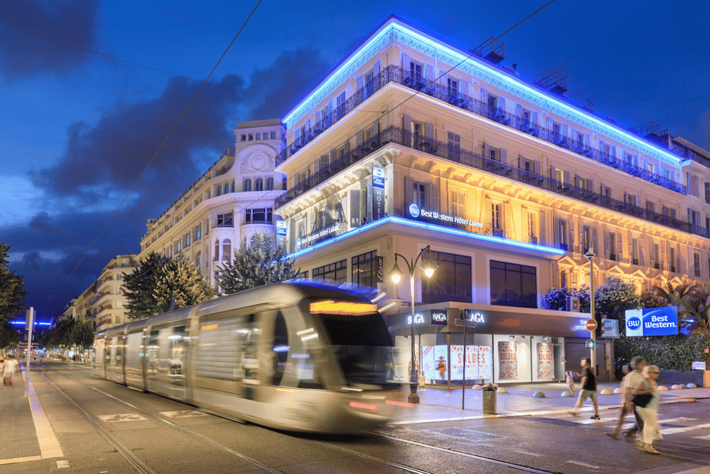 Summer Hôtel