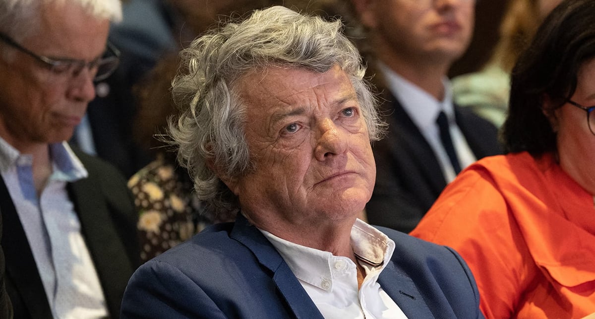 L'ancien ministre du Travail estime qu'il ne faut pas modifier le secteur des services à la personne.