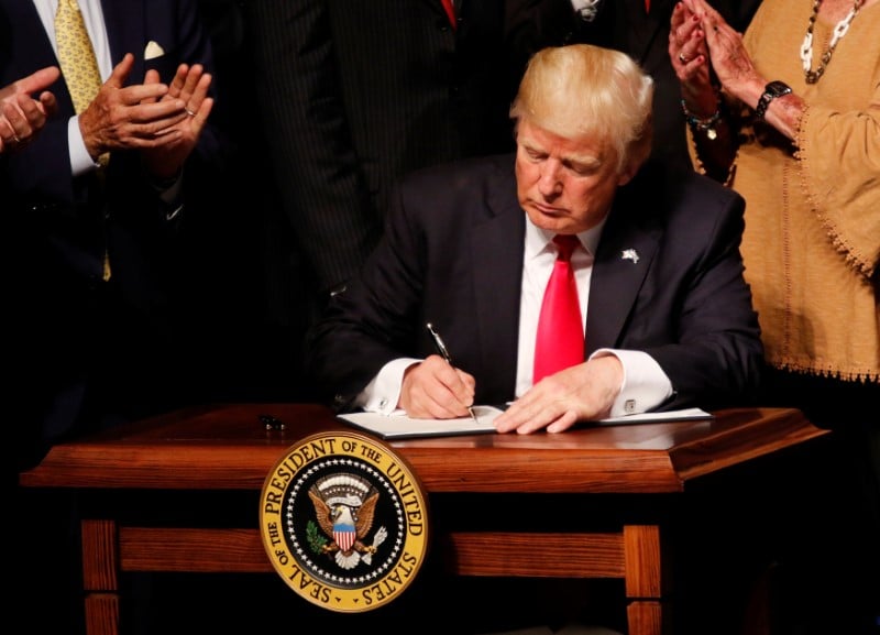 Trump durcit la politique americaine envers cuba